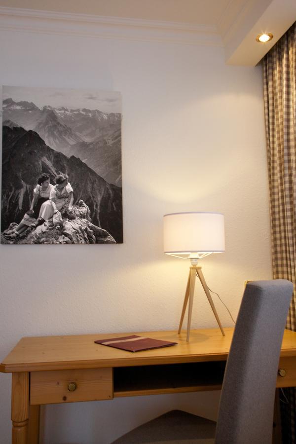 Hotel Menning ***S Оберстдорф Экстерьер фото